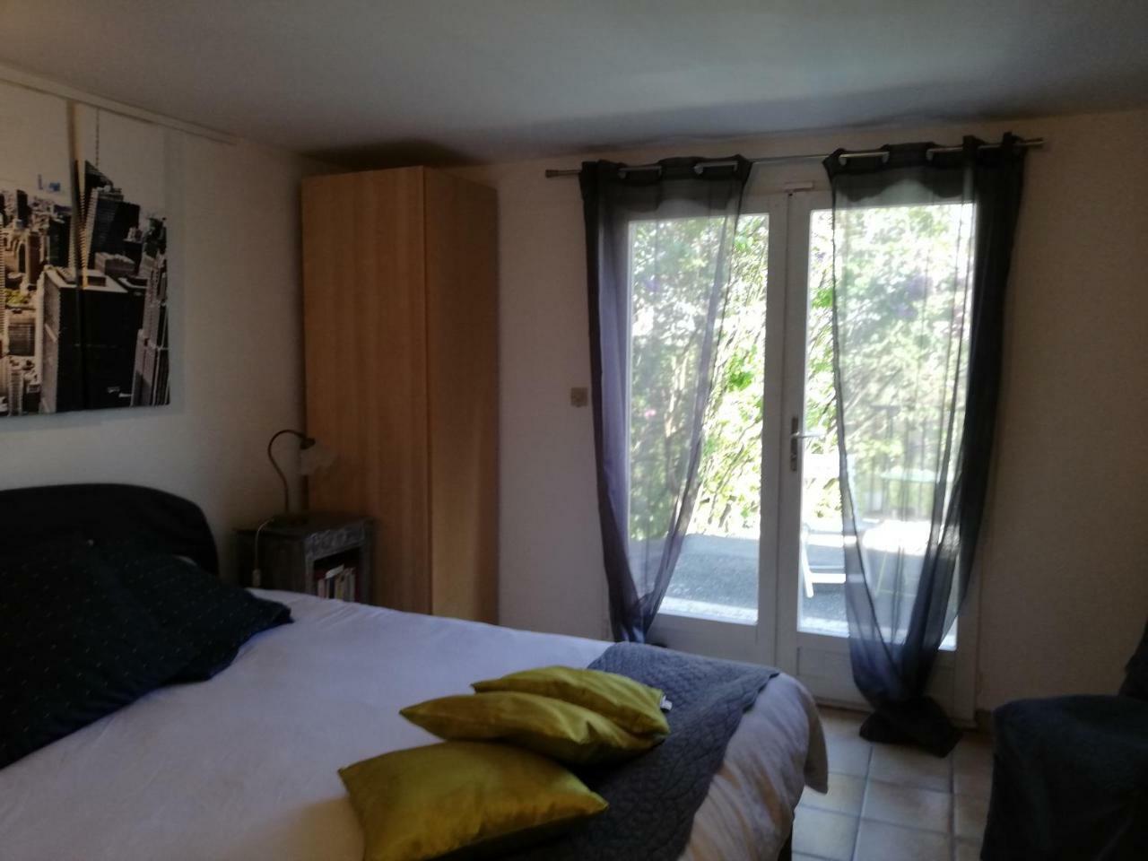 La Fargette Bed and Breakfast Saint-Fargeau-Ponthierry Exteriör bild